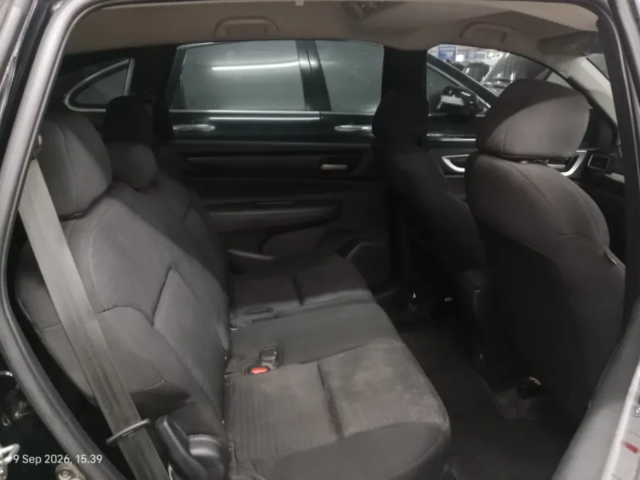 Foto Mobil Bekas Kabin Belakang Honda BR-V 1.5 E tahun 2022