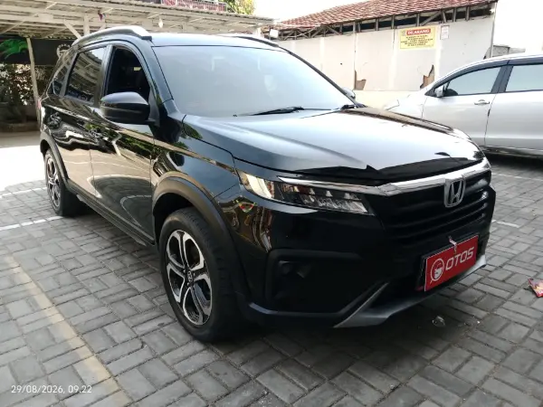 2022 Honda BR-V 1.5 E - Foto 1 dari 6