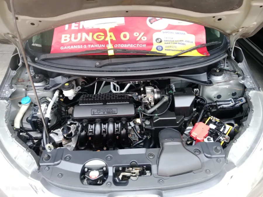 Foto Mobil Bekas Mesin Honda BR-V 1.5 E Prestige tahun 2016