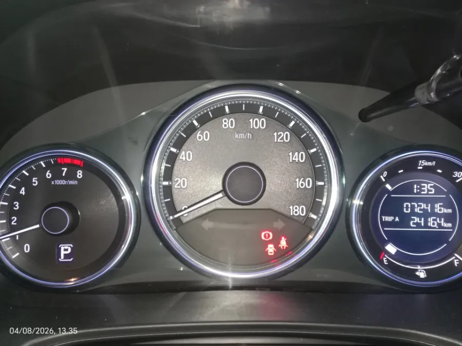 Foto Mobil Bekas Odometer Honda BR-V 1.5 E Prestige tahun 2016
