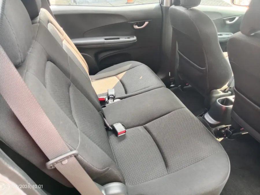 Foto Mobil Bekas Kabin Belakang Honda BR-V 1.5 E Prestige tahun 2017