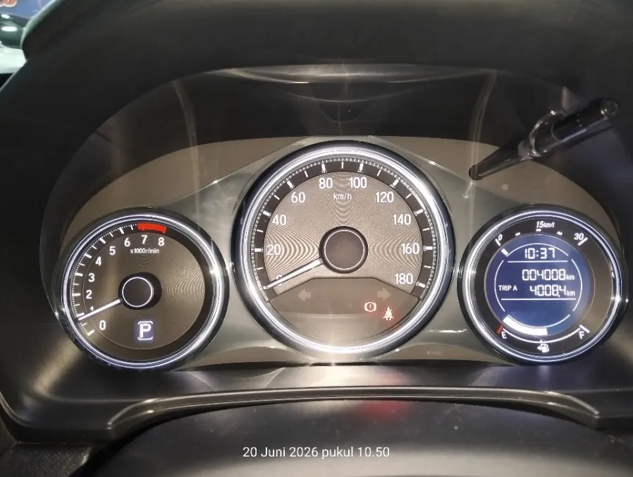 Foto Mobil Bekas Odometer Honda BR-V 1.5 E Prestige tahun 2017