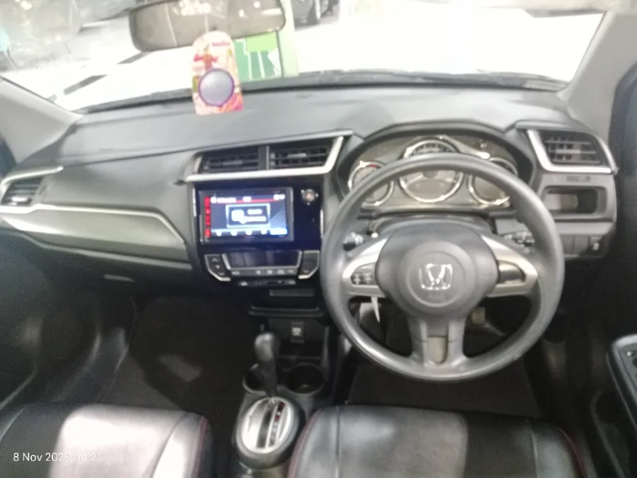 Foto Mobil Bekas Dashboard Honda BR-V 1.5 E Prestige tahun 2018