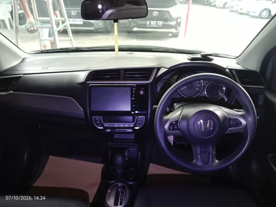 Foto Mobil Bekas Dashboard Honda BR-V 1.5 E Prestige tahun 2018