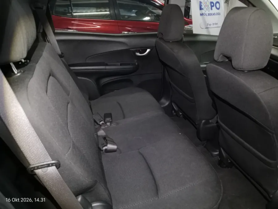 Foto Mobil Bekas Kabin Belakang Honda BR-V 1.5 E Prestige tahun 2019