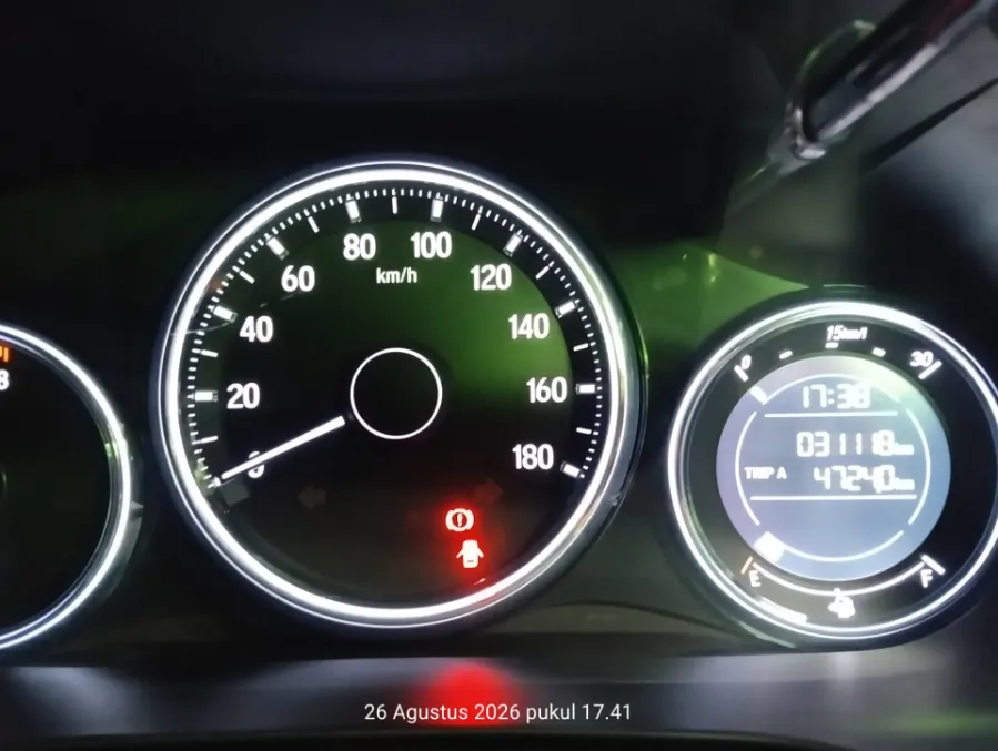 Foto Mobil Bekas Odometer Honda BR-V 1.5 E Prestige tahun 2019