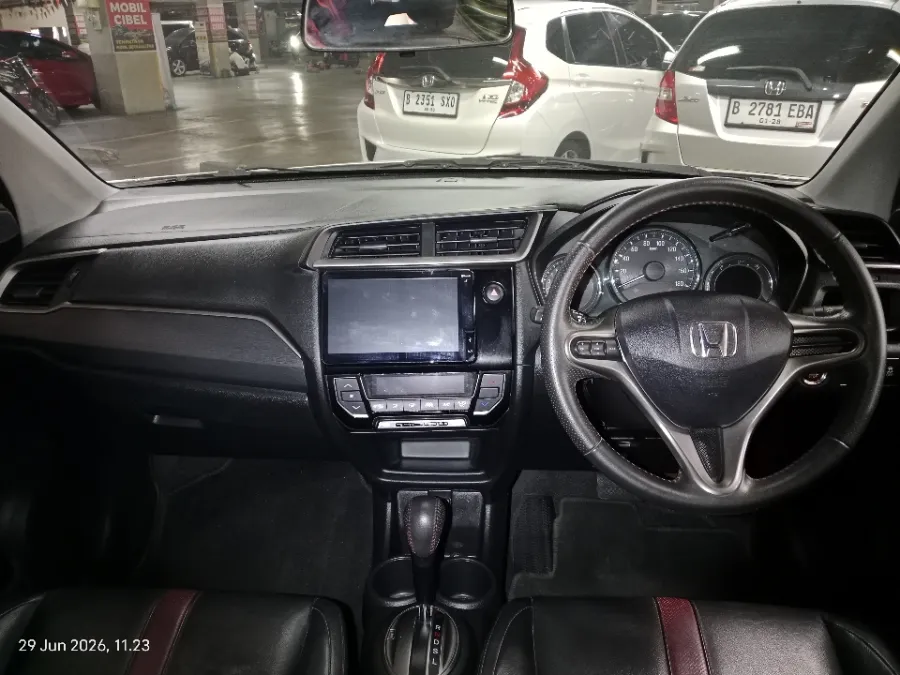 Foto Mobil Bekas Dashboard Honda BR-V 1.5 E Prestige tahun 2021