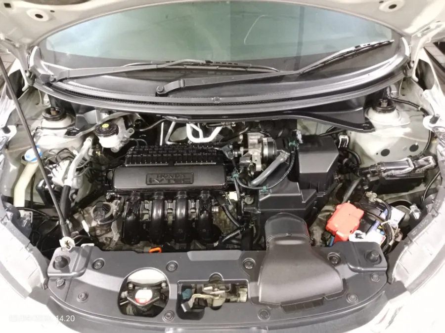 Foto Mobil Bekas Mesin Honda BR-V 1.5 PRE tahun 2016