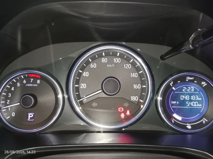 Foto Mobil Bekas Odometer Honda BR-V 1.5 PRE tahun 2016