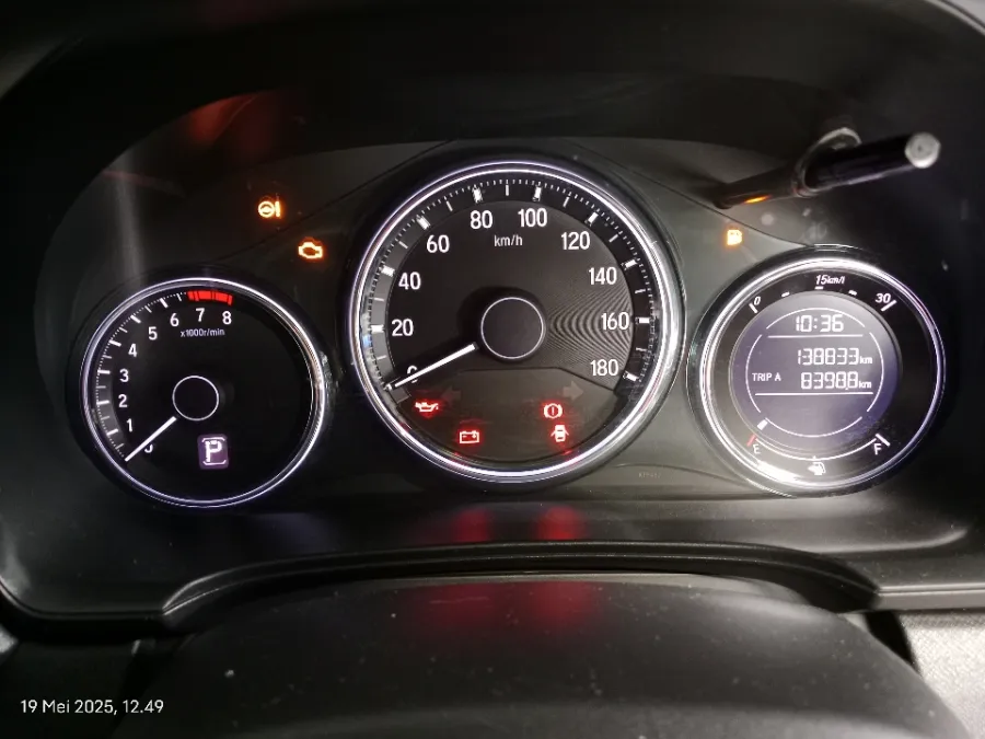 Foto Mobil Bekas Odometer Honda BR-V 1.5 PRE tahun 2017