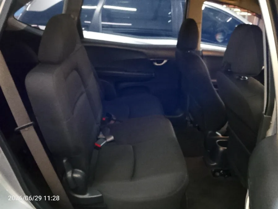 Foto Mobil Bekas Kabin Belakang Honda BR-V 1.5 PRE tahun 2018