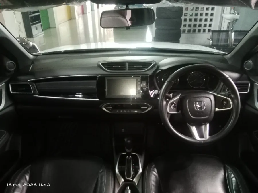 Foto Mobil Bekas Dashboard Honda BR-V 1.5 PRE tahun 2022