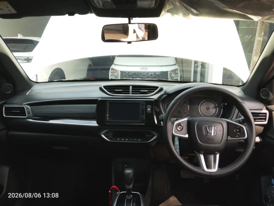 Foto Mobil Bekas Dashboard Honda BR-V 1.5 PRE tahun 2022