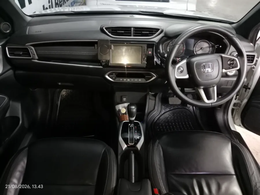 Foto Mobil Bekas Dashboard Honda BR-V 1.5 PRE tahun 2022