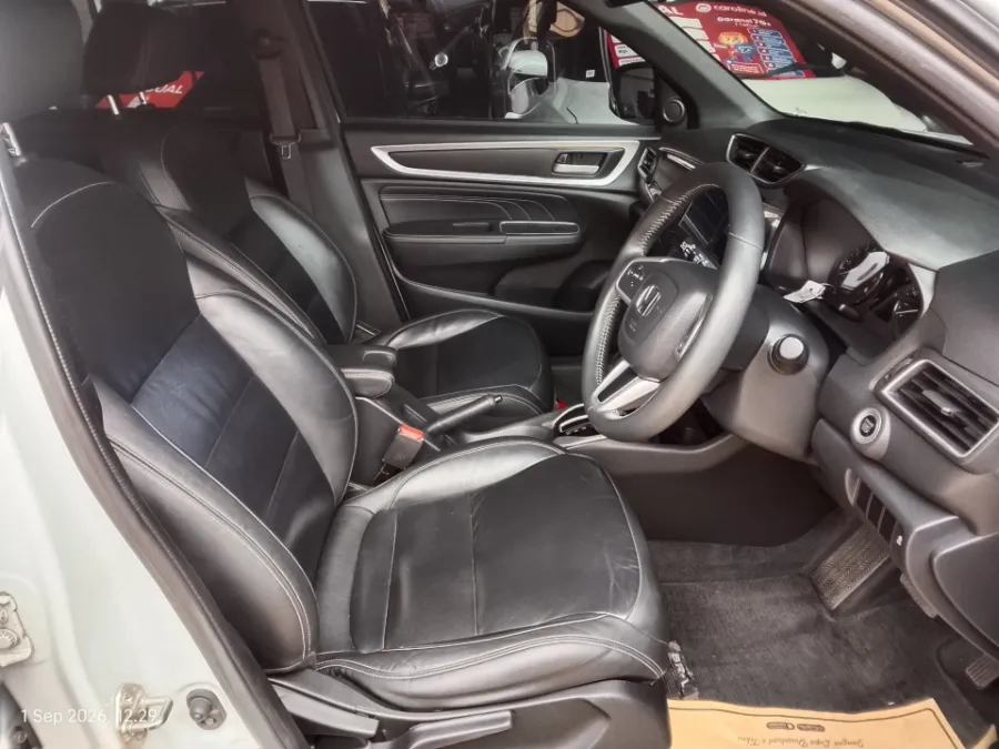 Foto Mobil Bekas Kabin Depan Honda BR-V 1.5 PRE tahun 2022