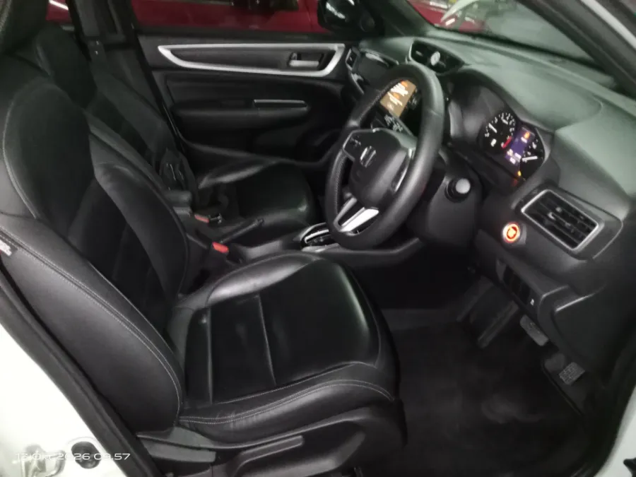 Foto Mobil Bekas Kabin Depan Honda BR-V 1.5 PRE tahun 2022