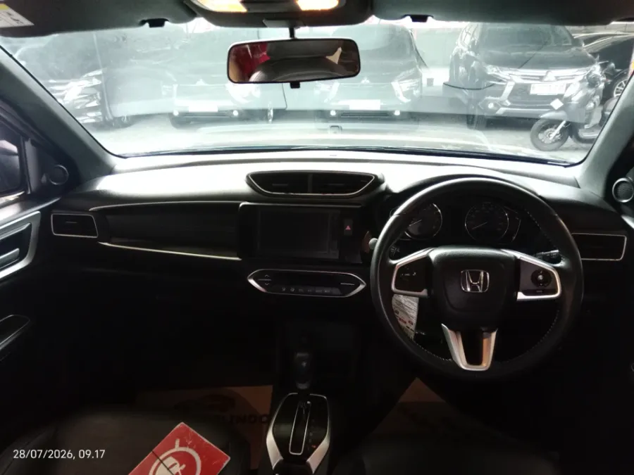 Foto Mobil Bekas Dashboard Honda BR-V 1.5 PRE tahun 2023