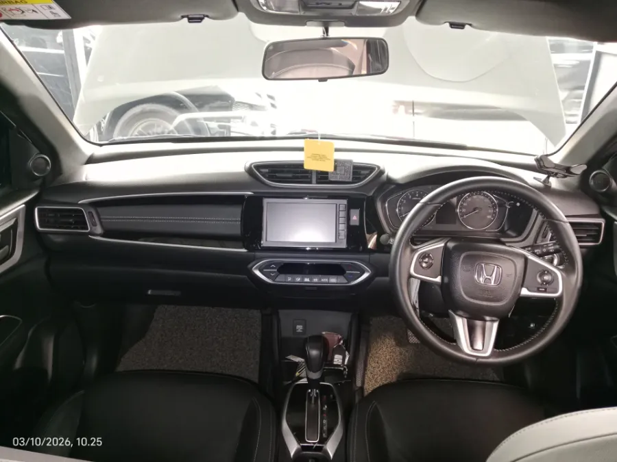 Foto Mobil Bekas Dashboard Honda BR-V 1.5 PRE tahun 2023