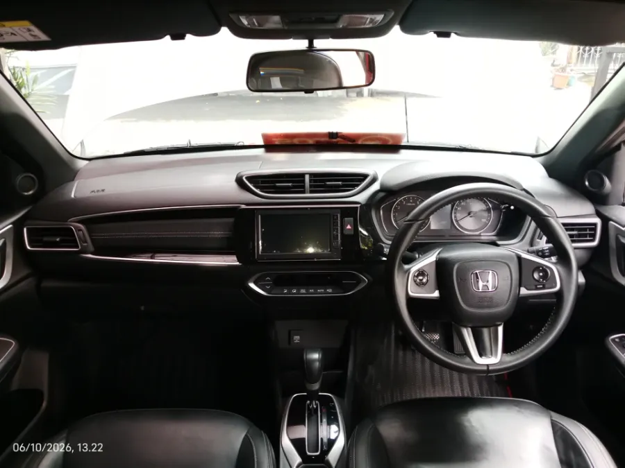 Foto Mobil Bekas Dashboard Honda BR-V 1.5 PRE tahun 2023