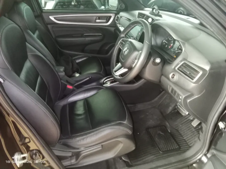 Foto Mobil Bekas Kabin Depan Honda BR-V 1.5 PRE tahun 2023