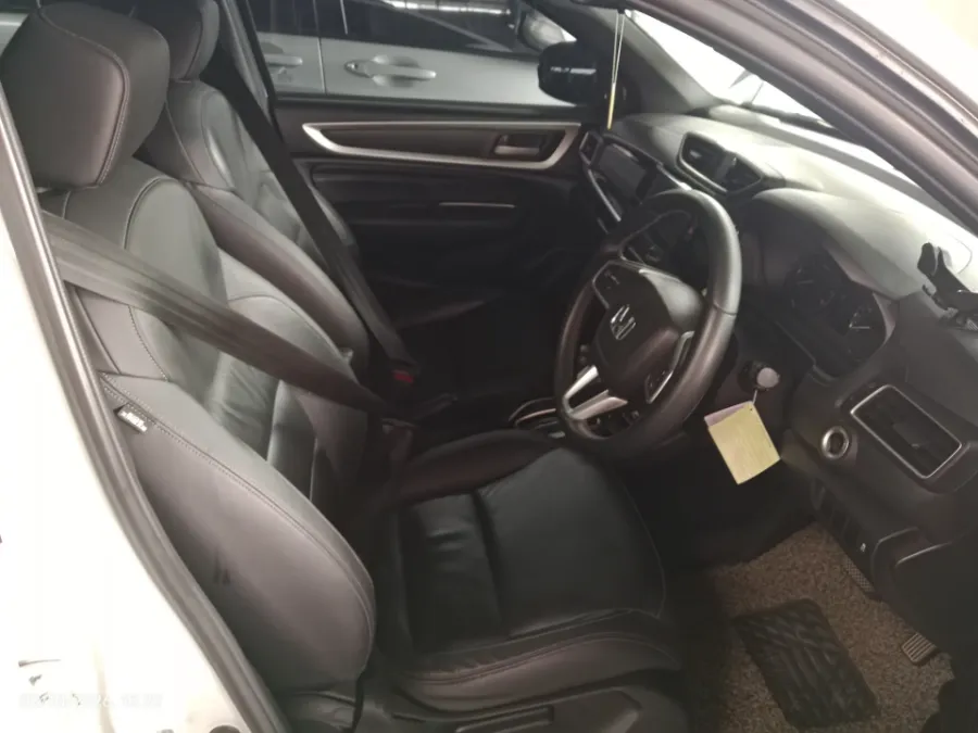Foto Mobil Bekas Kabin Depan Honda BR-V 1.5 PRE tahun 2023