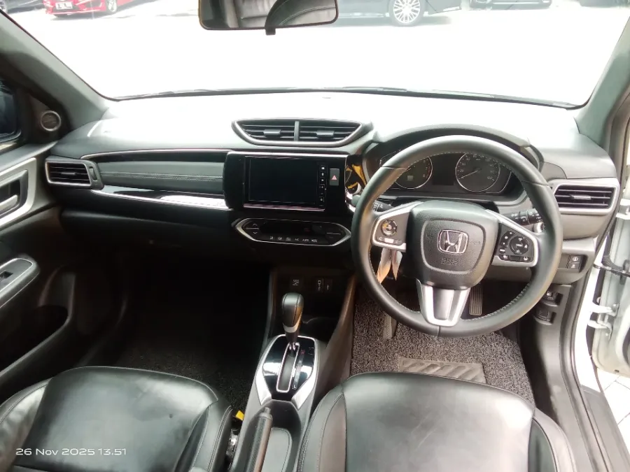 Foto Mobil Bekas Dashboard Honda BR-V 1.5 PRE-HS tahun 2022