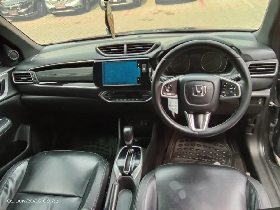Foto Mobil Bekas Dashboard Honda BR-V 1.5 PRE-HS tahun 2022