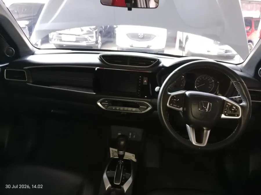 Foto Mobil Bekas Dashboard Honda BR-V 1.5 PRE-HS tahun 2022