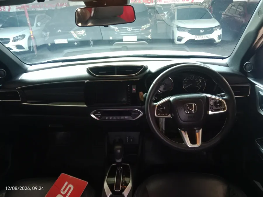 Foto Mobil Bekas Dashboard Honda BR-V 1.5 PRE-HS tahun 2022