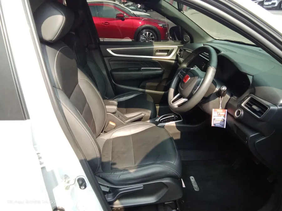 Foto Mobil Bekas Kabin Depan Honda BR-V 1.5 PRE-HS tahun 2022