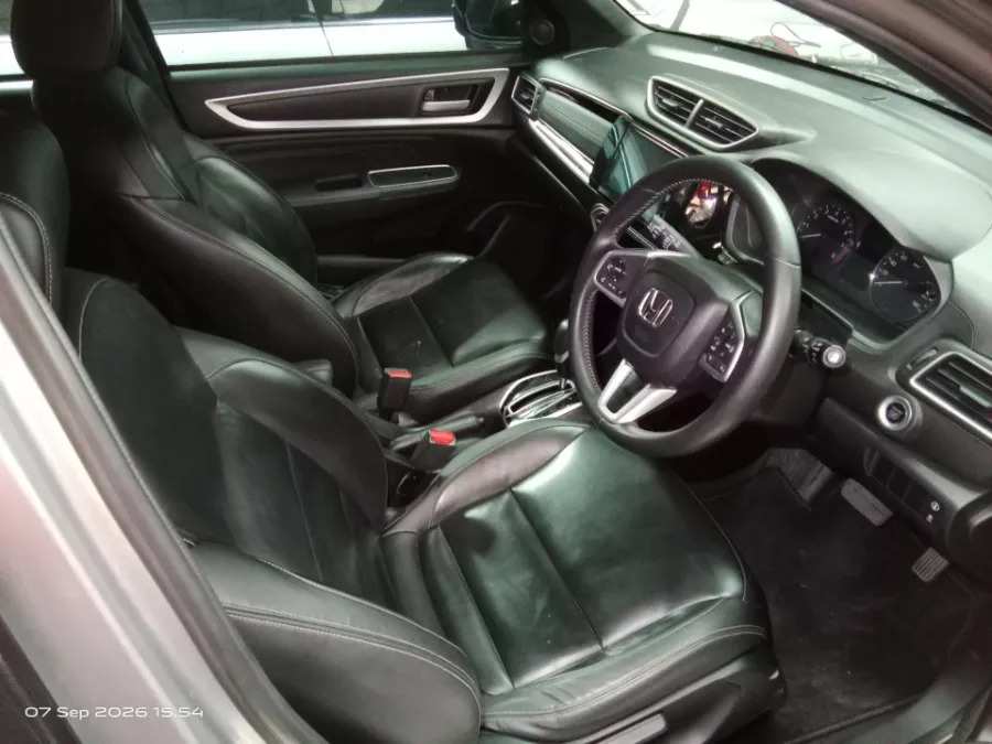 Foto Mobil Bekas Kabin Depan Honda BR-V 1.5 PRE-HS tahun 2022
