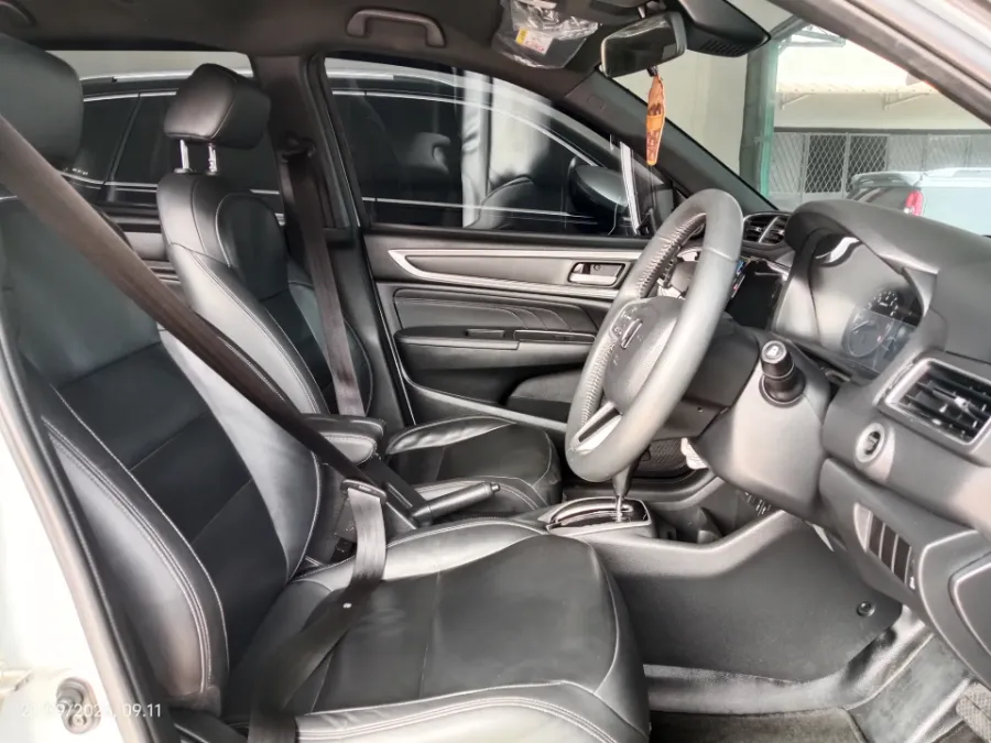 Foto Mobil Bekas Kabin Depan Honda BR-V 1.5 PRE-HS tahun 2022
