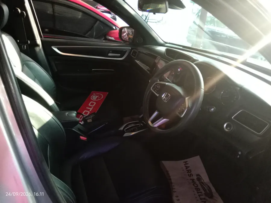Foto Mobil Bekas Kabin Depan Honda BR-V 1.5 PRE-HS tahun 2022