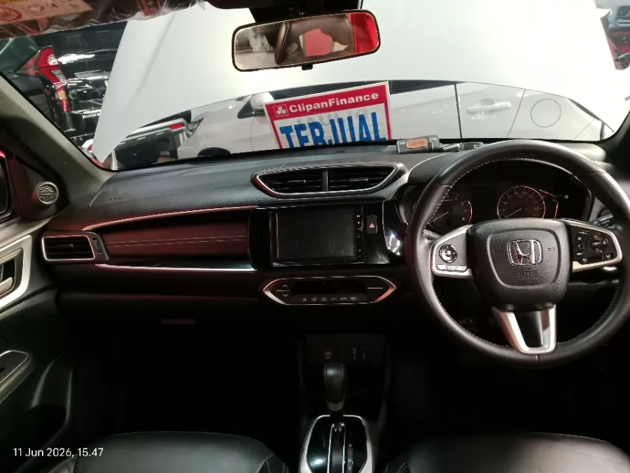 Foto Mobil Bekas Dashboard Honda BR-V 1.5 PRE-HS tahun 2023