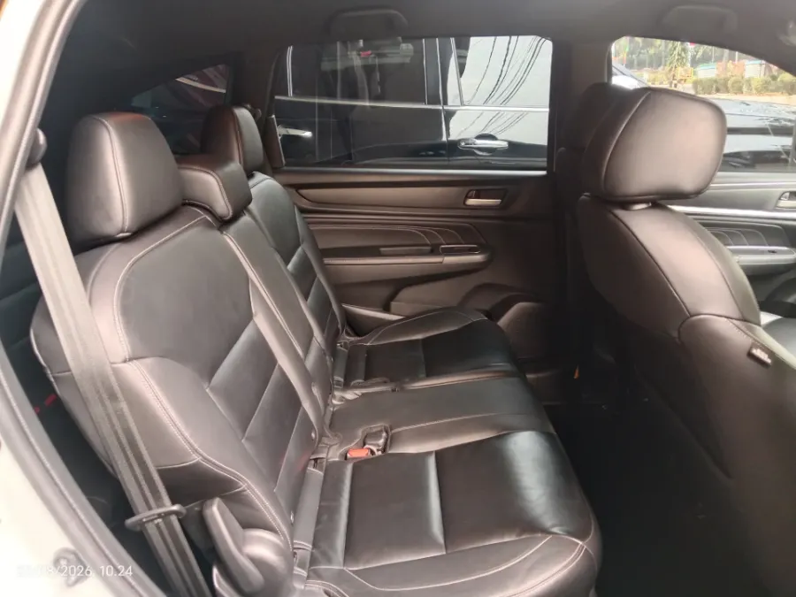 Foto Mobil Bekas Kabin Belakang Honda BR-V 1.5 PRE-HS tahun 2023