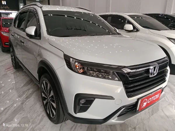 2023 Honda BR-V 1.5 PRE-HS - Foto 1 dari 6