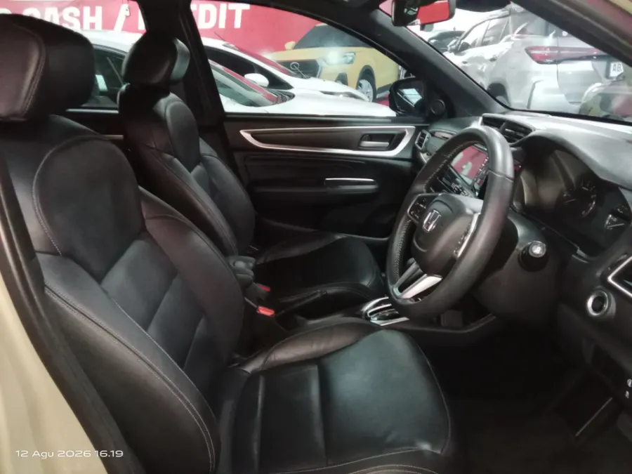 Foto Mobil Bekas Kabin Depan Honda BR-V 1.5 PRE-HS tahun 2025