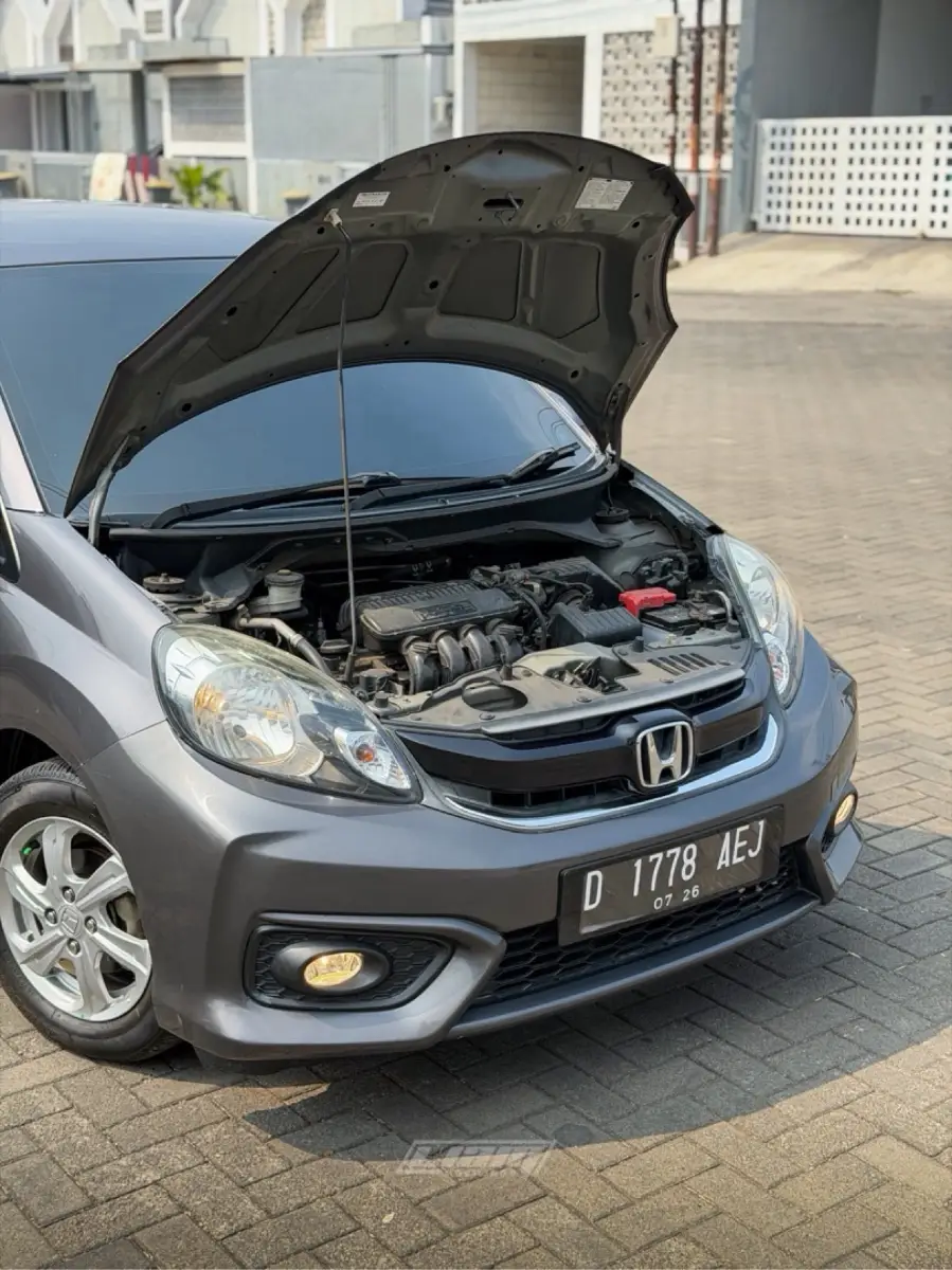 Foto Mobil Bekas Mesin Honda Brio 1.2 E tahun 2016