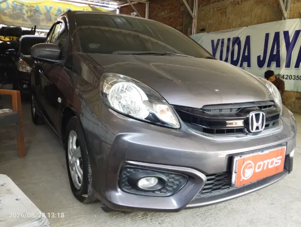 2017 Honda Brio 1.2 E - Foto 1 dari 6