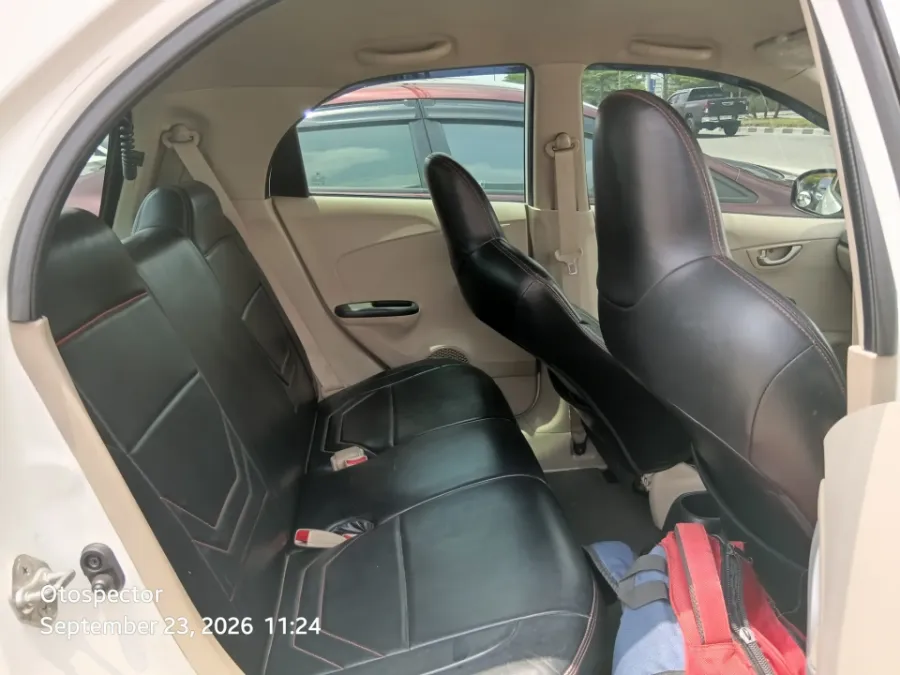 Foto Mobil Bekas Kabin Belakang Honda Brio 1.2 E tahun 2018