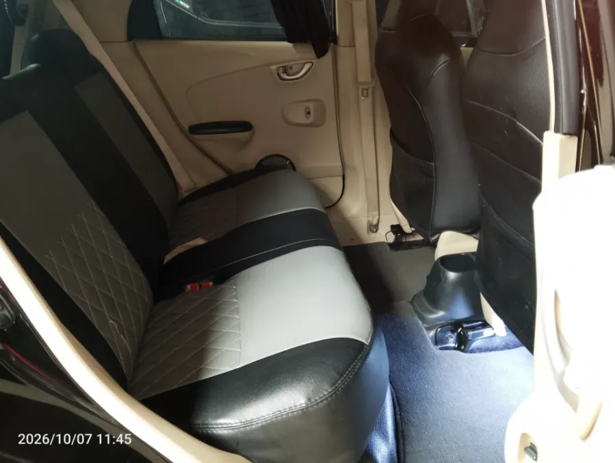 Foto Mobil Bekas Kabin Belakang Honda Brio 1.2 E tahun 2018