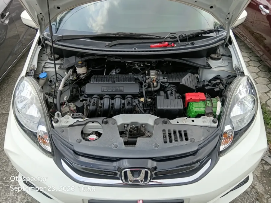 Foto Mobil Bekas Mesin Honda Brio 1.2 E tahun 2018