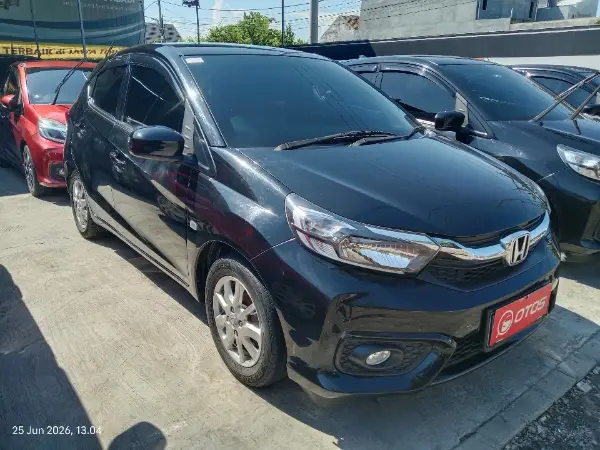 2022 Honda Brio 1.2 E - Foto 1 dari 6