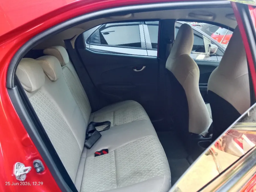 Foto Mobil Bekas Kabin Belakang Honda Brio 1.2 E tahun 2023