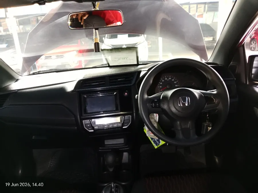 Foto Mobil Bekas Dashboard Honda Brio 1.2 RS tahun 2016