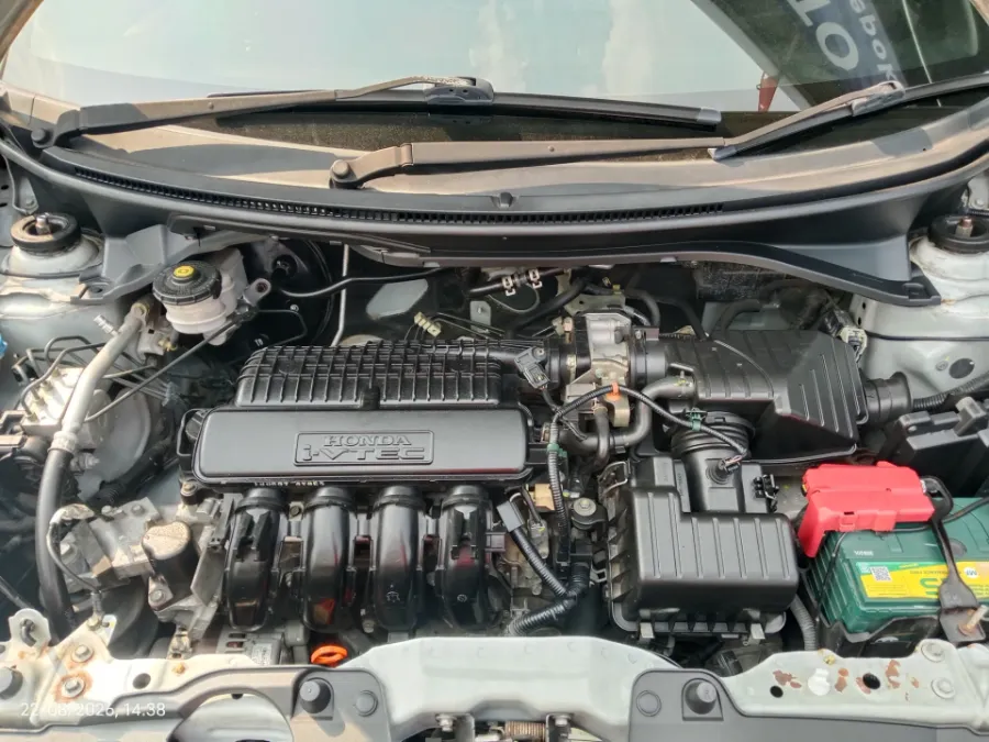 Foto Mobil Bekas Mesin Honda Brio 1.2 RS tahun 2016