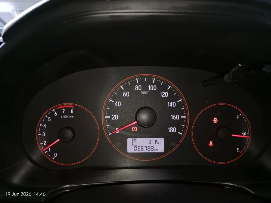 Foto Mobil Bekas Odometer Honda Brio 1.2 RS tahun 2016