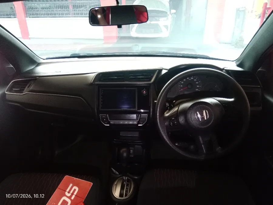 Foto Mobil Bekas Dashboard Honda Brio 1.2 RS tahun 2017
