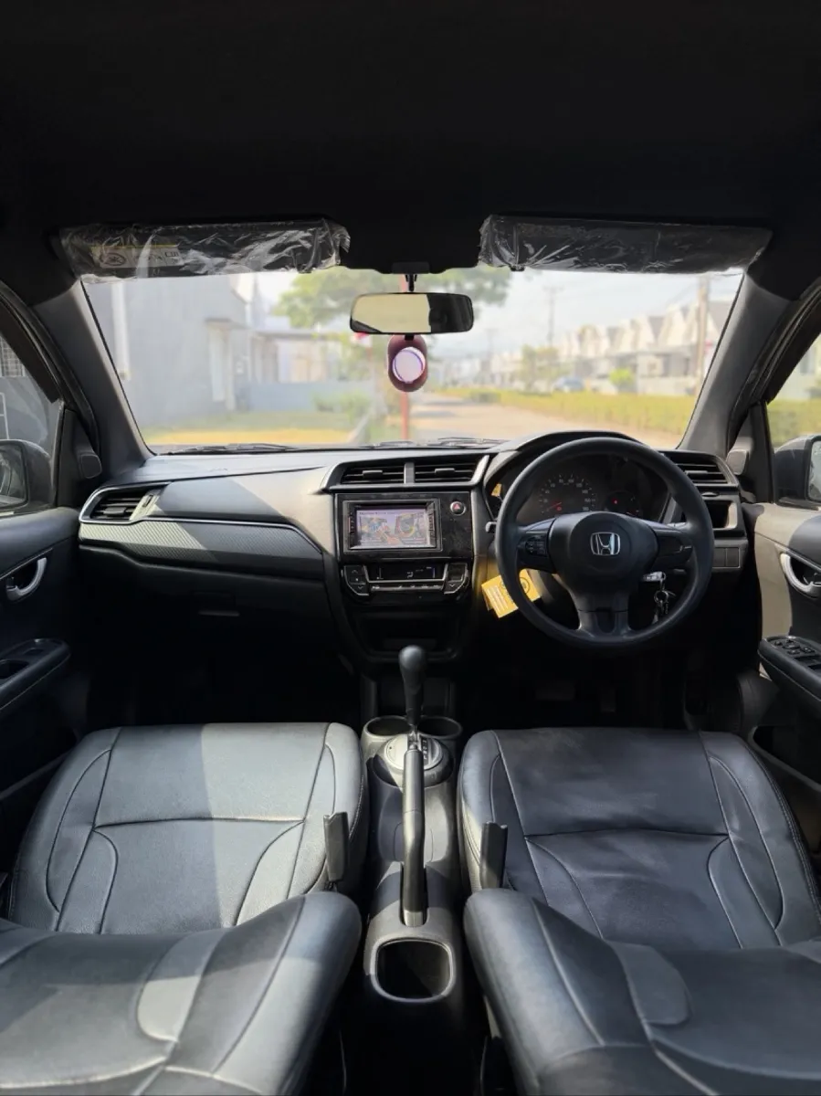 Foto Mobil Bekas Dashboard Honda Brio 1.2 RS tahun 2017
