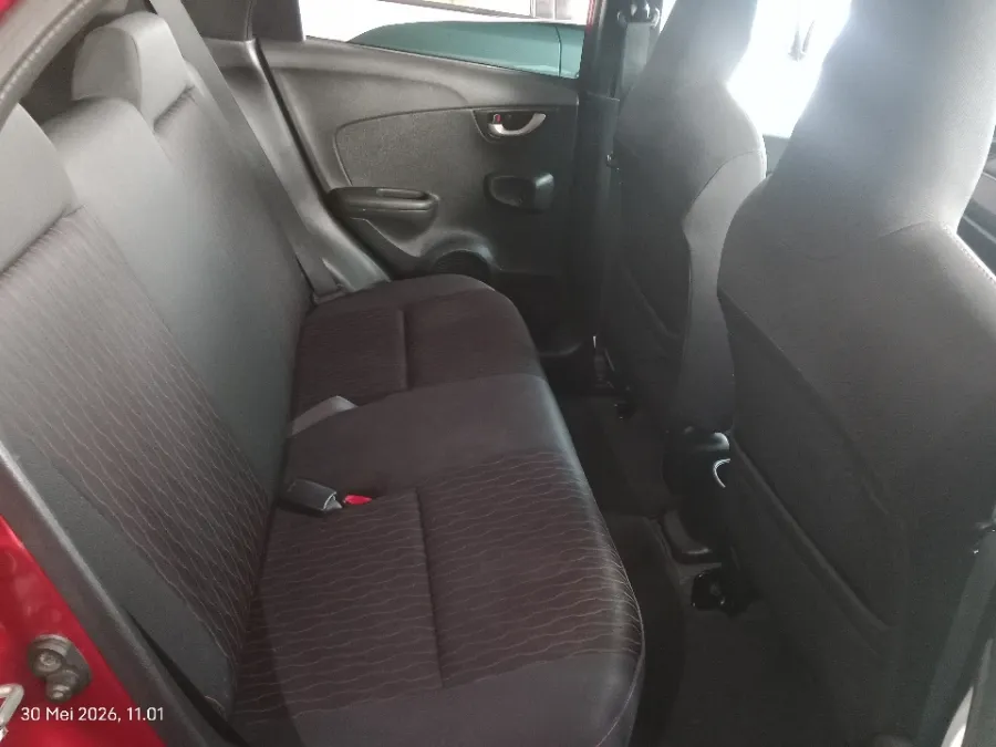 Foto Mobil Bekas Kabin Belakang Honda Brio 1.2 RS tahun 2017